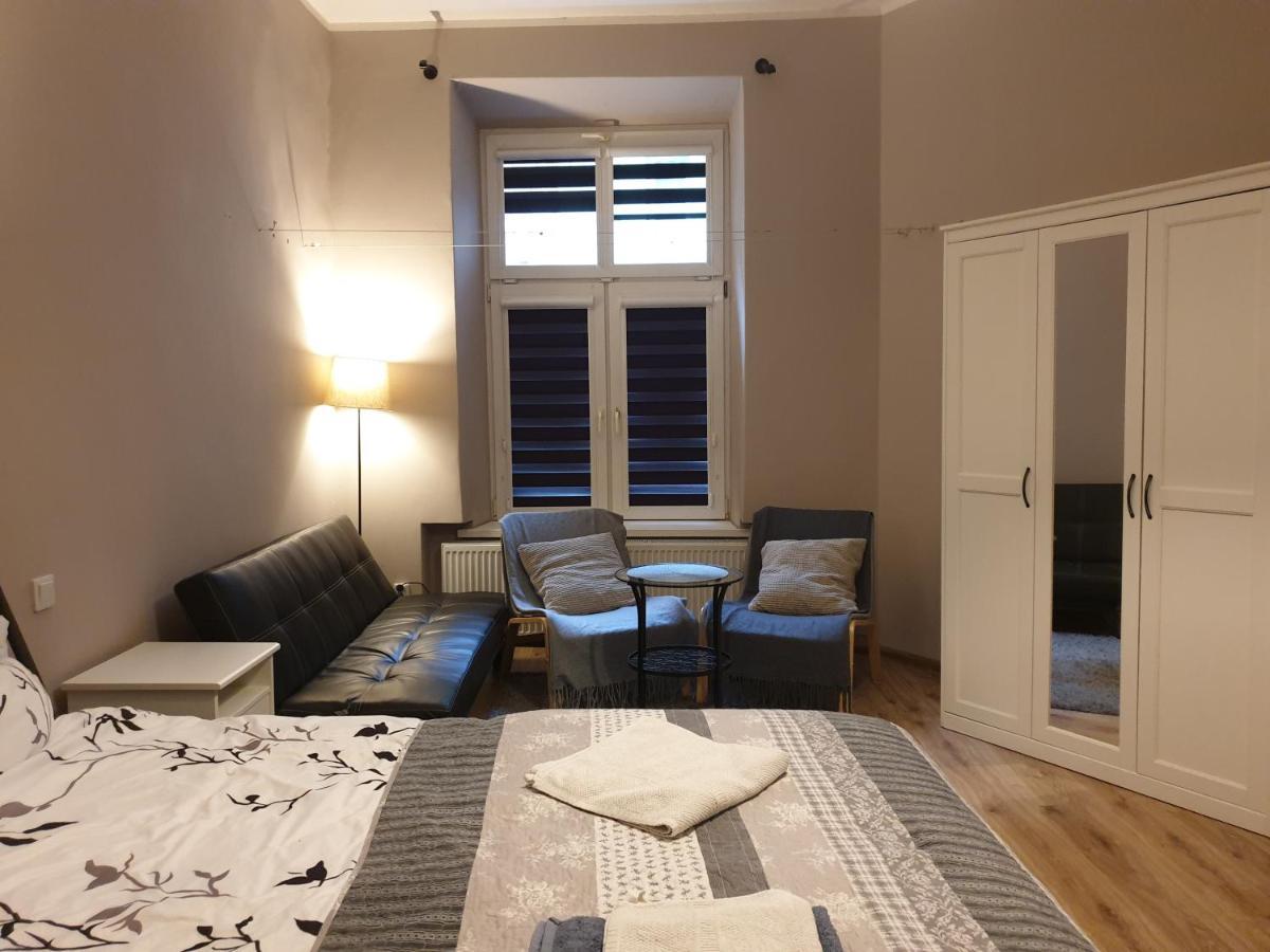 Apartament W Kamienicy W Centrum Krakowa Kültér fotó